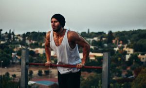 top 5 actividades deportivas que puedes hacer 30 minutos al día street workout 300x180 - top-5-actividades-deportivas-que-puedes-hacer-30-minutos-al-día-street-workout